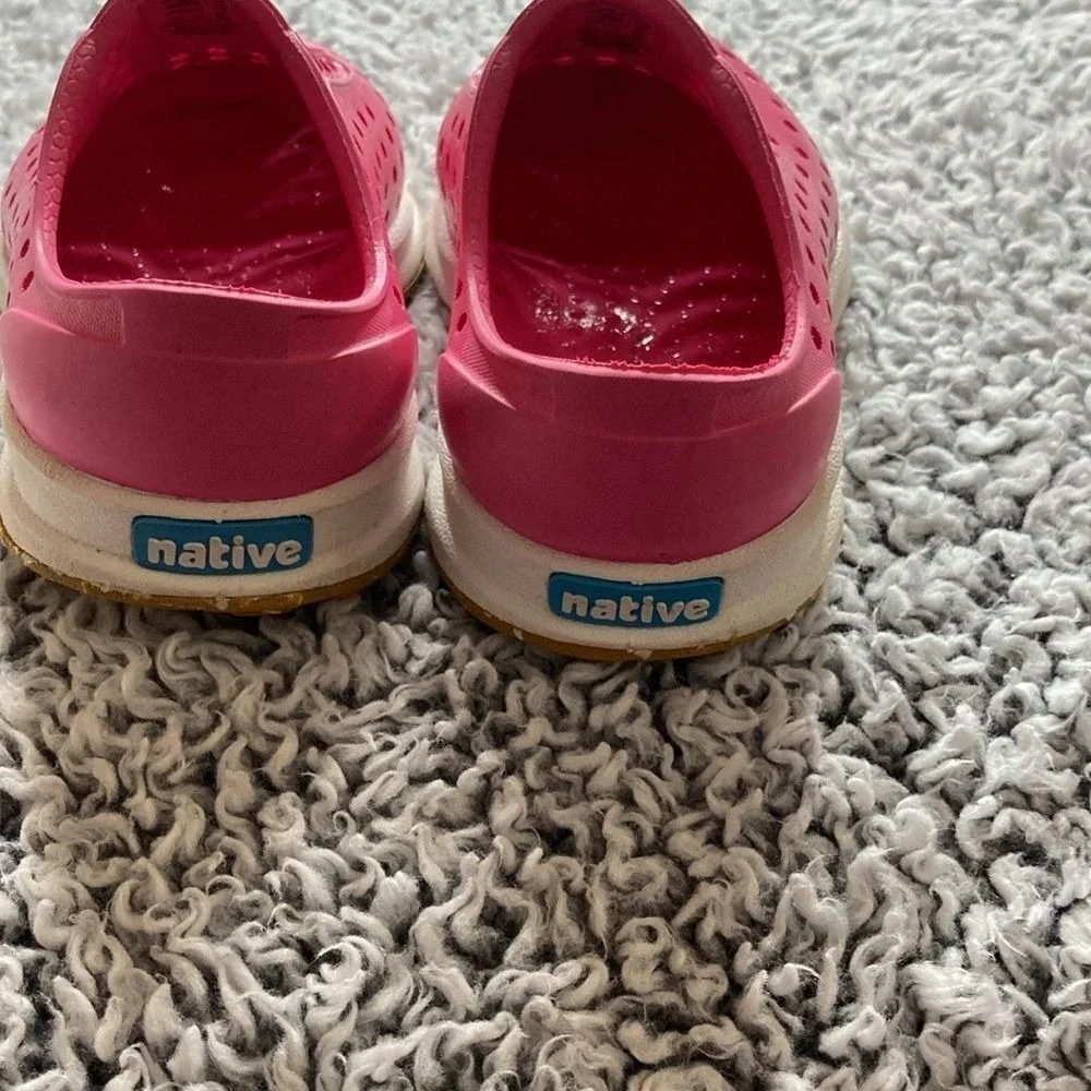 NATIVE C4 Unisex Vegan Waterproof Resting Pink Robbie Sugarlite Shoes